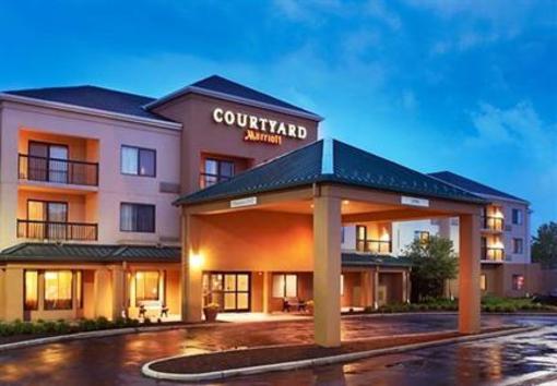 фото отеля Courtyard by Marriott Cleveland Airport/North