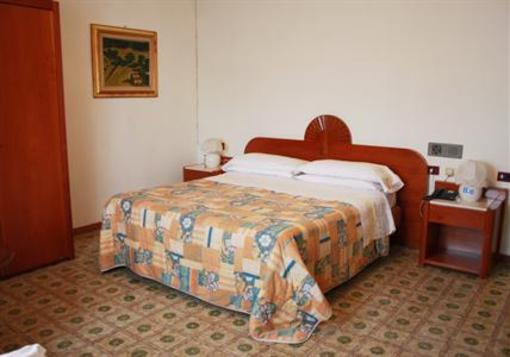 фото отеля Hotel San Giuseppe Pozzuoli