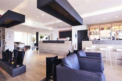фото отеля Hotel Kyriad Prestige Vannes Pompidou