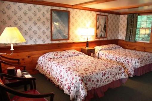 фото отеля White Trellis Motel