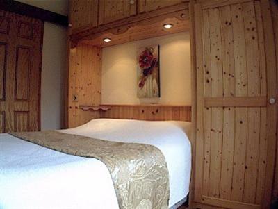 фото отеля Old Orchard Lodge Bed & Breakfast