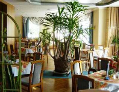 фото отеля Hotel Weinhaus Eberitzsch