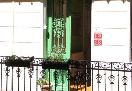 фото отеля Red Bus Hostel