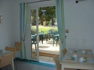 фото отеля Arcadius Le Petit Hotel