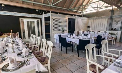 фото отеля Hotel-Restaurant and Metzgerei Rossle