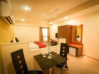 Crystal Suites Muscat