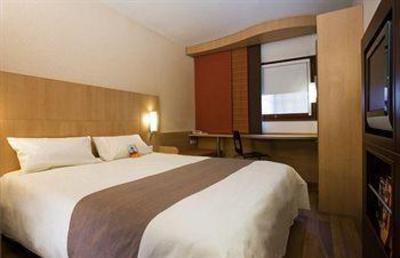 фото отеля Hotel Ibis Dole Sud Choisey
