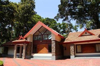 фото отеля Deep Woods Resort