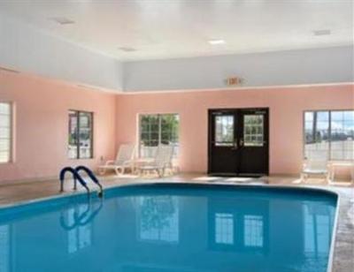фото отеля Microtel Inn And Suites Streetsboro