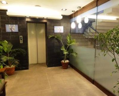 фото отеля Hotel Whispering Palms