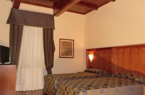 фото отеля Antiche Mura Saluzzo