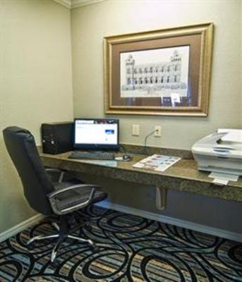 фото отеля Holiday Inn Express Hotel & Suites Lake Charles