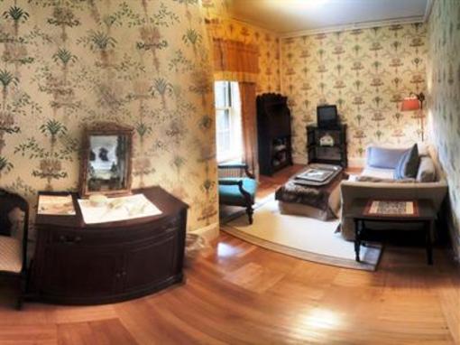 фото отеля Inn Bliss Newport