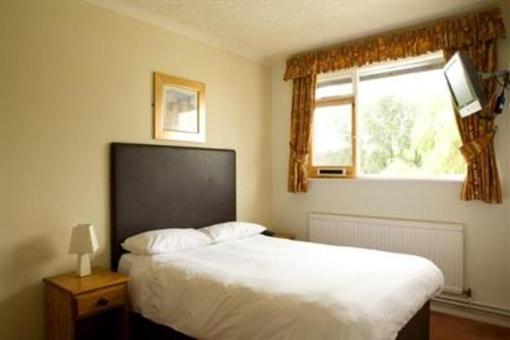 фото отеля The Riverside Hotel Burton upon Trent