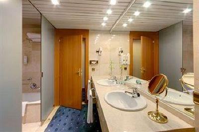 фото отеля Tryp Coruna