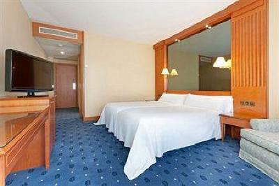 фото отеля Tryp Coruna