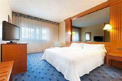 фото отеля Tryp Coruna