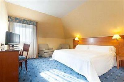 фото отеля Tryp Coruna