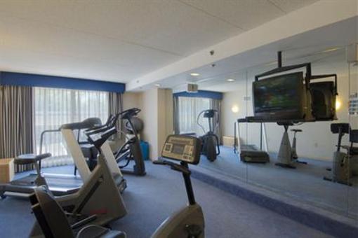 фото отеля DoubleTree Club by Hilton Hotel Boston Bayside