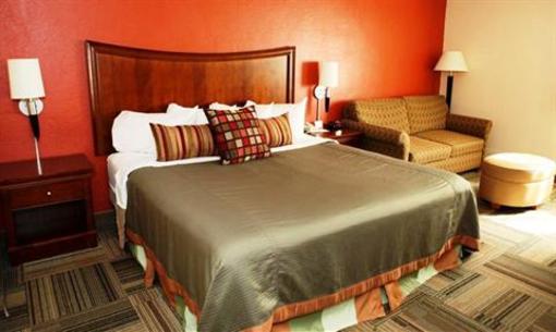 фото отеля Best Western Plus Crossroads Inn & Conference Center
