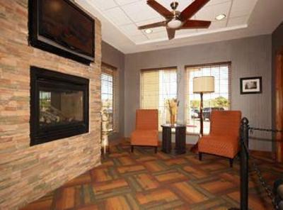 фото отеля Best Western Plus Crossroads Inn & Conference Center
