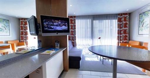 фото отеля Glenmore Hotel