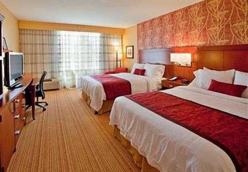 фото отеля Courtyard Hotel North Austin