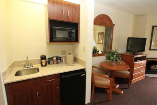 фото отеля Comfort Inn & Suites at Dollywood Lane