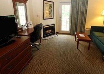 фото отеля Comfort Inn & Suites at Dollywood Lane