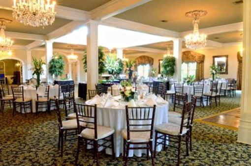фото отеля Nottoway Resort White Castle