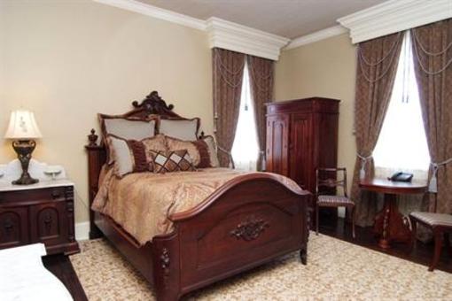 фото отеля Nottoway Resort White Castle