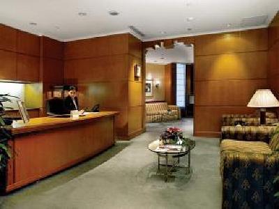 фото отеля Shangri La Hotel Jakarta