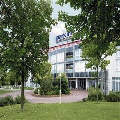 фото отеля Park Inn by Radisson Weimar