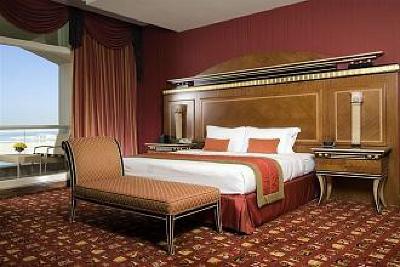 фото отеля Al Raha Beach Hotel