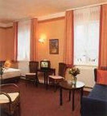 фото отеля Hotel Lindenwirt Rüdesheim am Rhein