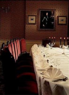 фото отеля Thistle Exeter Rougemont Hotel