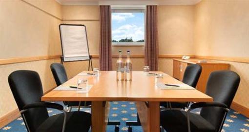 фото отеля Hilton Hotel Croydon London