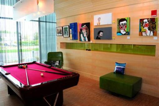 фото отеля Aloft Montreal Airport