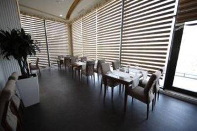 фото отеля Divan Express Baku