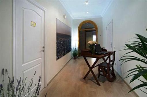 фото отеля Blanc Guesthouse