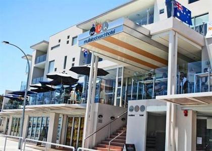 фото отеля Clarion Suites Mullaloo Beach Perth