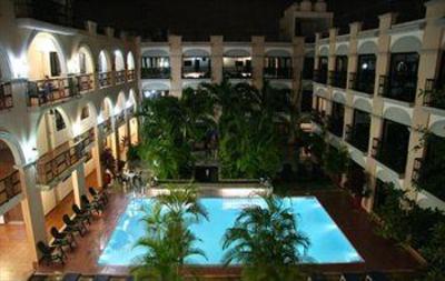 фото отеля Hotel Dolores Alba Merida