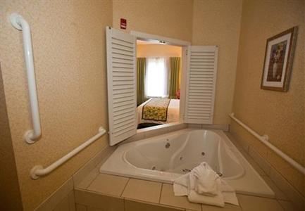 фото отеля Fairfield Inn & Suites Birmingham Fultondale/I-65