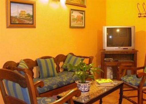 фото отеля Hostal Real San Juan del Puerto