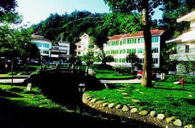 фото отеля Dujiang Yan Erwang Miao Hotel