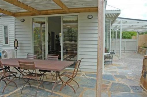 фото отеля Tuckpoint Cottage