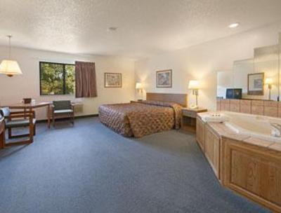 фото отеля Super 8 Motel Morris (Minnesota)