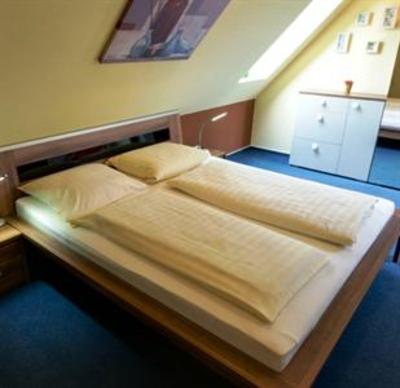 фото отеля Hermes Hotel Neu Wulmstorf