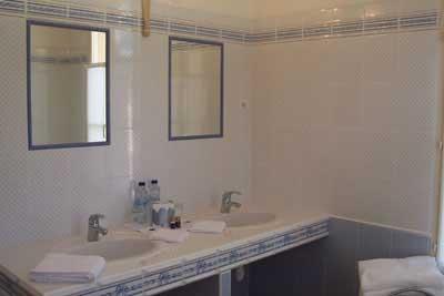 фото отеля Hotel Ferme De La Canardiere Chantilly