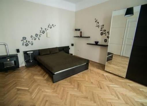 фото отеля Danube Dohany Apartment